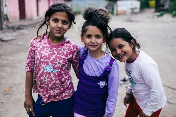 1e54dded-da83-4986-d663-59b069dcec36