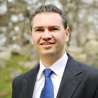 389457_366181756803163_1424949226_n