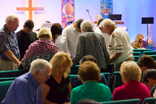 building-project-prayer-meeting-2012-06