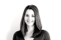 Sarah Landrum - foto preluat din site-ul punchedclocks.com